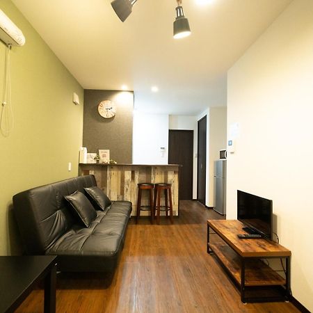 虹の宿101 Ōsaka Extérieur photo